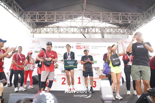 Race photo from ONE RUN 10 K