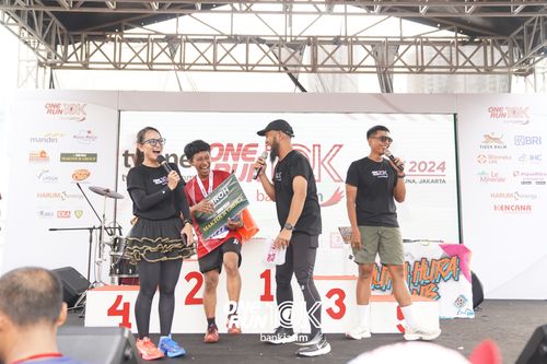 Race photo from ONE RUN 10 K