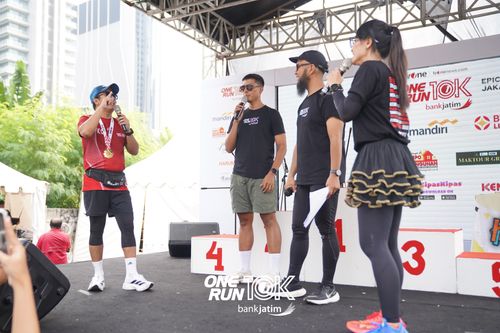 Race photo from ONE RUN 10 K