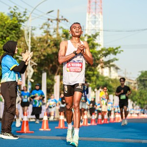Race photo from SURABAYA ISOPLUS MARATHON 2026