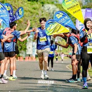 Race photo from BOGORUN 2026