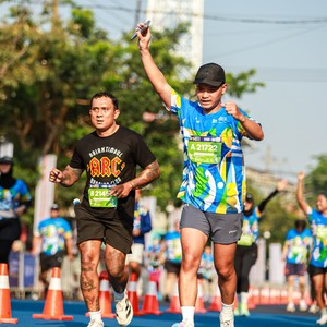 Race photo from SURABAYA ISOPLUS MARATHON 2026