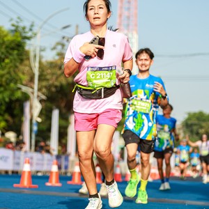 Race photo from SURABAYA ISOPLUS MARATHON 2026