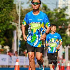 Race photo from SURABAYA ISOPLUS MARATHON 2026