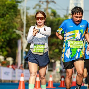 Race photo from SURABAYA ISOPLUS MARATHON 2026