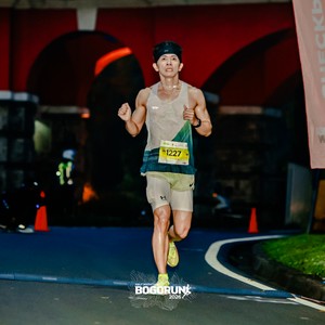 Race photo from BOGORUN 2026