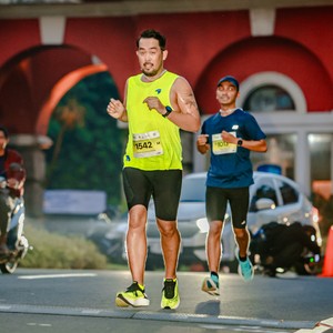 Race photo from BOGORUN 2026