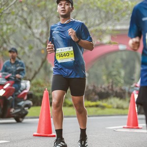 Race photo from BOGORUN 2026