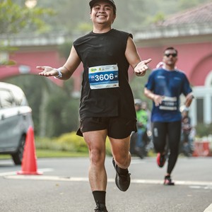 Race photo from BOGORUN 2026