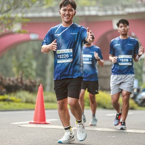 Race photo from BOGORUN 2026