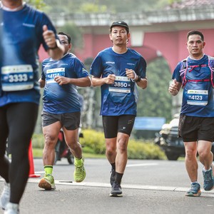 Race photo from BOGORUN 2026
