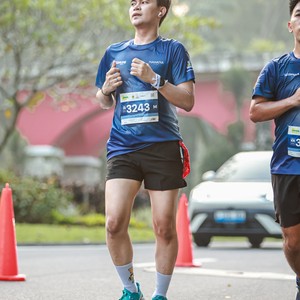Race photo from BOGORUN 2026