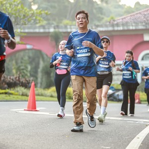 Race photo from BOGORUN 2026