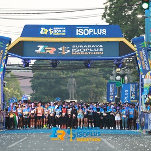 Race photo from SURABAYA ISOPLUS MARATHON 2026