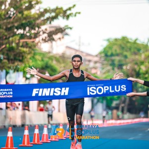 Race photo from SURABAYA ISOPLUS MARATHON 2026