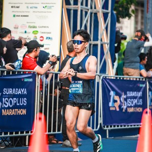 Race photo from SURABAYA ISOPLUS MARATHON 2026