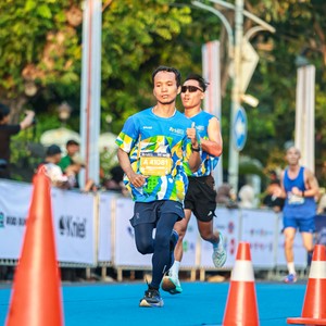 Race photo from SURABAYA ISOPLUS MARATHON 2026