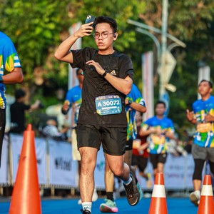 Race photo from SURABAYA ISOPLUS MARATHON 2026