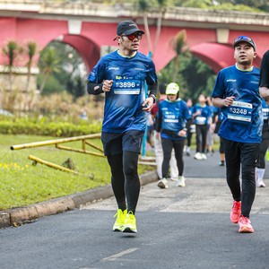 Race photo from BOGORUN 2026