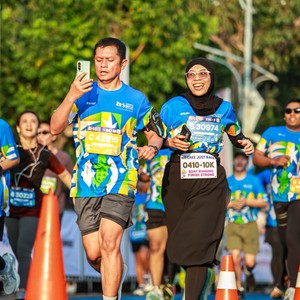 Race photo from SURABAYA ISOPLUS MARATHON 2026