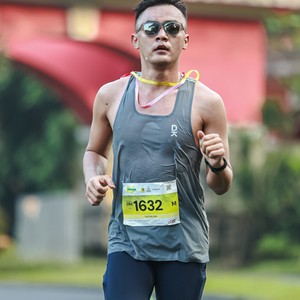 Race photo from BOGORUN 2026
