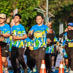 Race photo from SURABAYA ISOPLUS MARATHON 2026