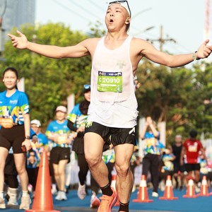 Race photo from SURABAYA ISOPLUS MARATHON 2026
