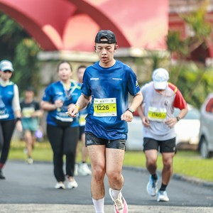 Race photo from BOGORUN 2026