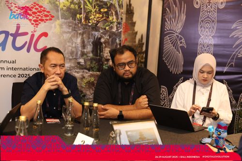 Race photo from Telin Batic 2025 Photo Meeting