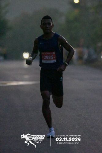 Race photo from Arutmin Borneo Run 2024