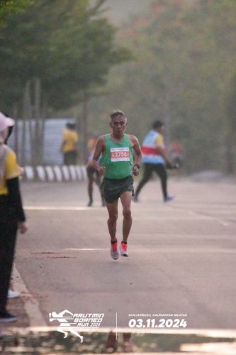 Race photo from Arutmin Borneo Run 2024