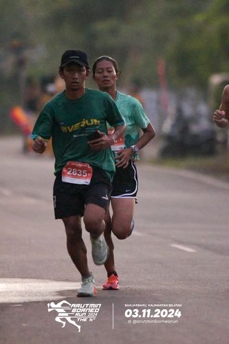 Race photo from Arutmin Borneo Run 2024