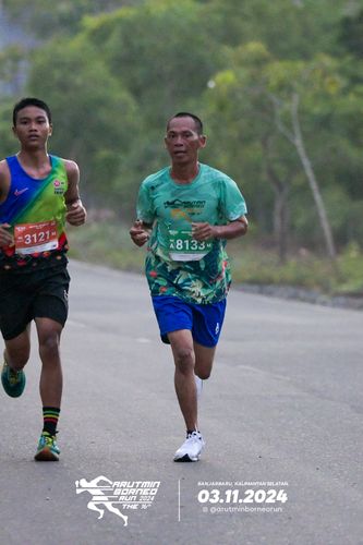 Race photo from Arutmin Borneo Run 2024