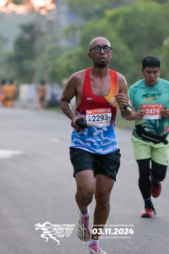 Race photo from Arutmin Borneo Run 2024
