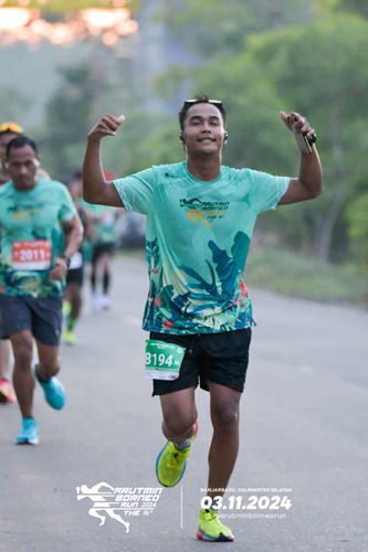 Race photo from Arutmin Borneo Run 2024