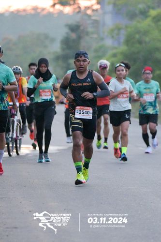 Race photo from Arutmin Borneo Run 2024