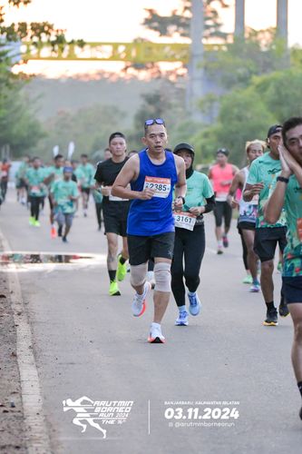 Race photo from Arutmin Borneo Run 2024