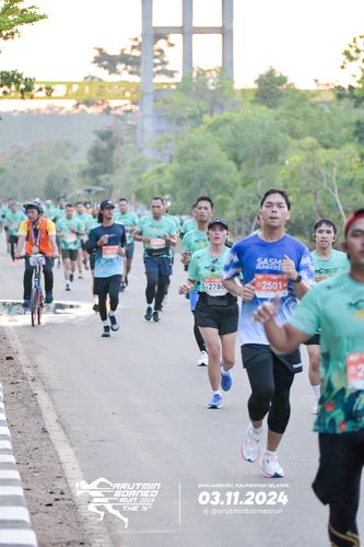 Race photo from Arutmin Borneo Run 2024