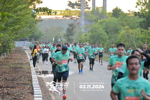 Race photo from Arutmin Borneo Run 2024