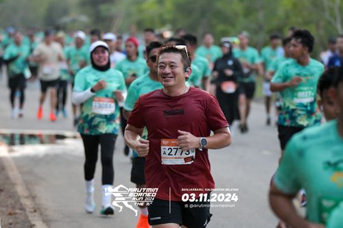 Race photo from Arutmin Borneo Run 2024
