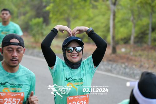 Race photo from Arutmin Borneo Run 2024