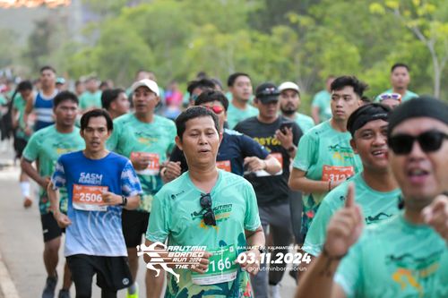 Race photo from Arutmin Borneo Run 2024