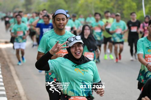 Race photo from Arutmin Borneo Run 2024