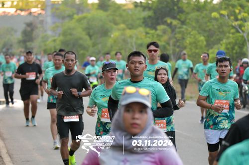 Race photo from Arutmin Borneo Run 2024