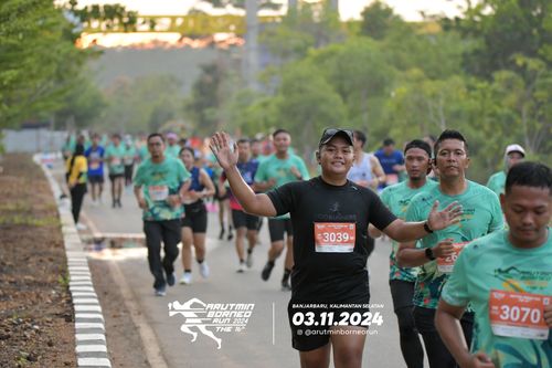 Race photo from Arutmin Borneo Run 2024