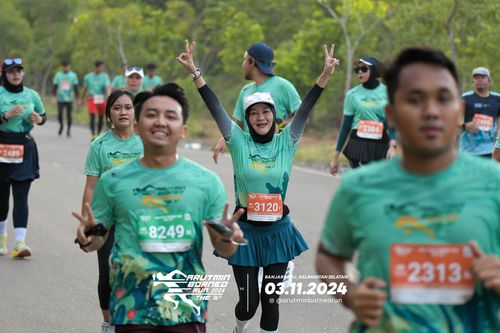 Race photo from Arutmin Borneo Run 2024