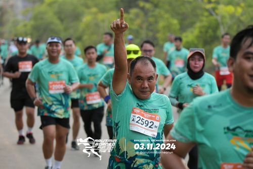 Race photo from Arutmin Borneo Run 2024