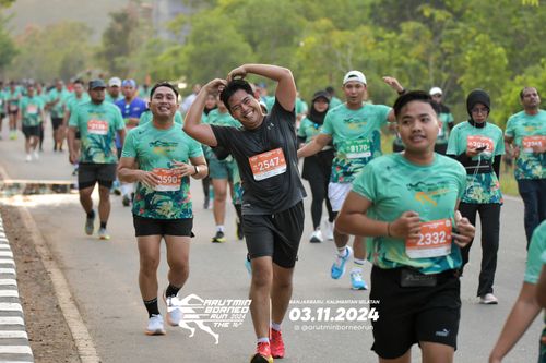 Race photo from Arutmin Borneo Run 2024