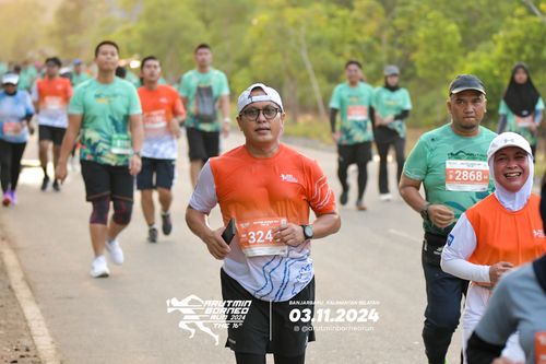 Race photo from Arutmin Borneo Run 2024