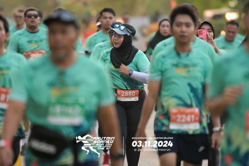 Race photo from Arutmin Borneo Run 2024